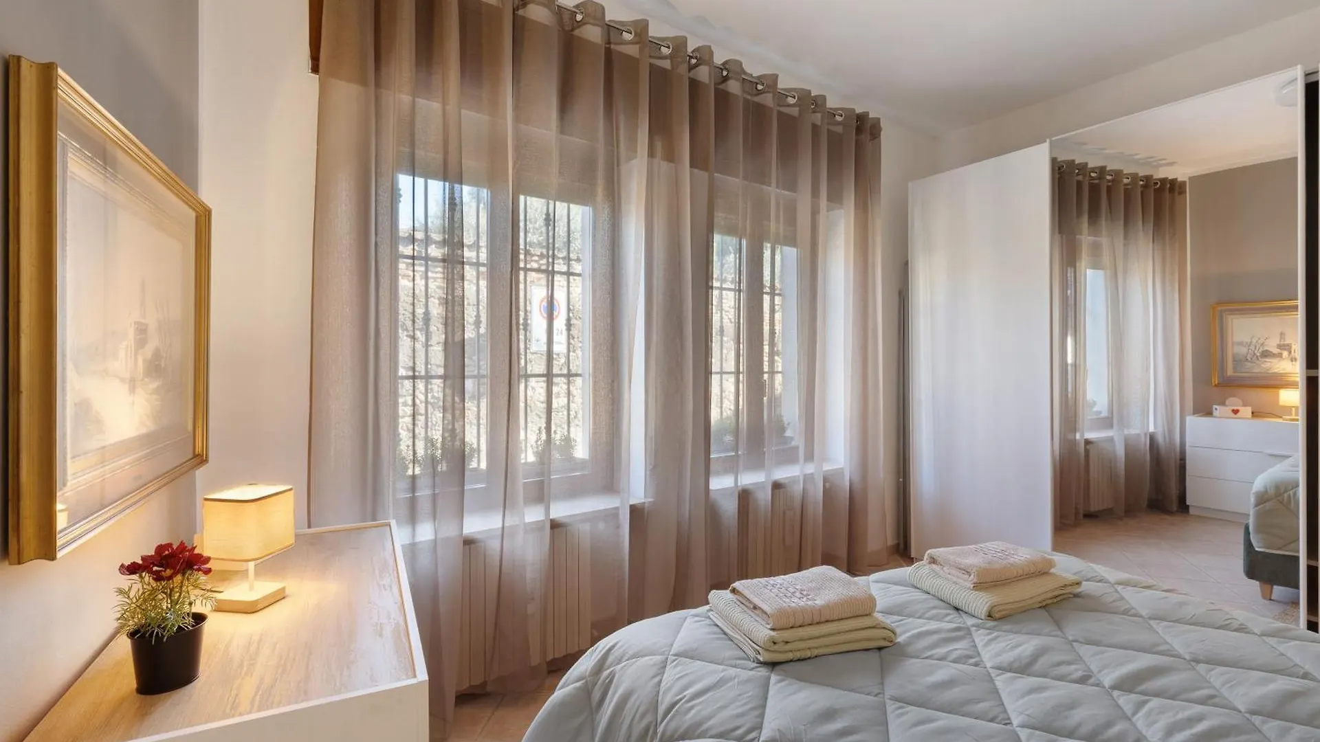ヴェローナVia T Da Vico 11 Houseアパートメント ヴェローナ